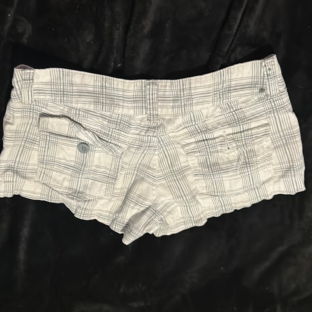 Pattern - Picture 2 of 2
